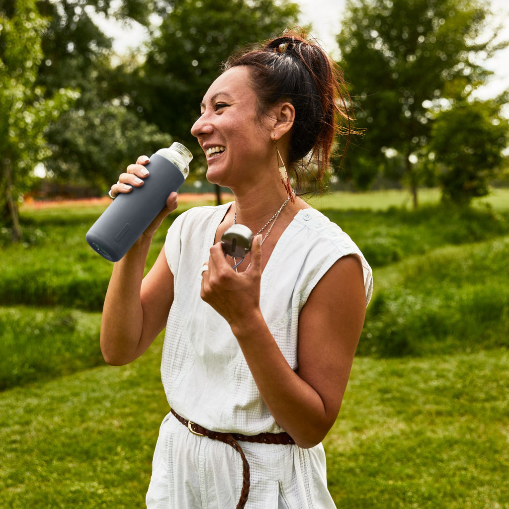 GLASS WATER BOTTLE 600ML