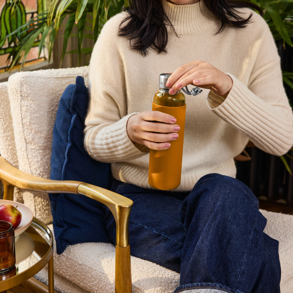 GLASS WATER BOTTLE 600ML